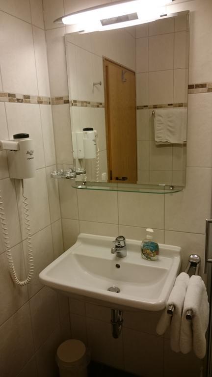 אוטוברון Hotel Am Wald מראה חיצוני תמונה