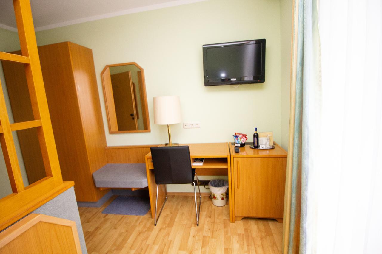 אוטוברון Hotel Am Wald מראה חיצוני תמונה